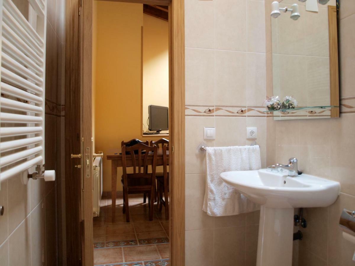 Vivienda Vacacional La Poza La Brana ยาเนส ภายนอก รูปภาพ